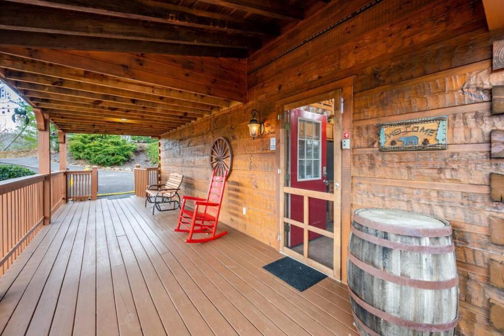 Over The Mountain - Smoky Mountain View Cabin Сивиървил Екстериор снимка