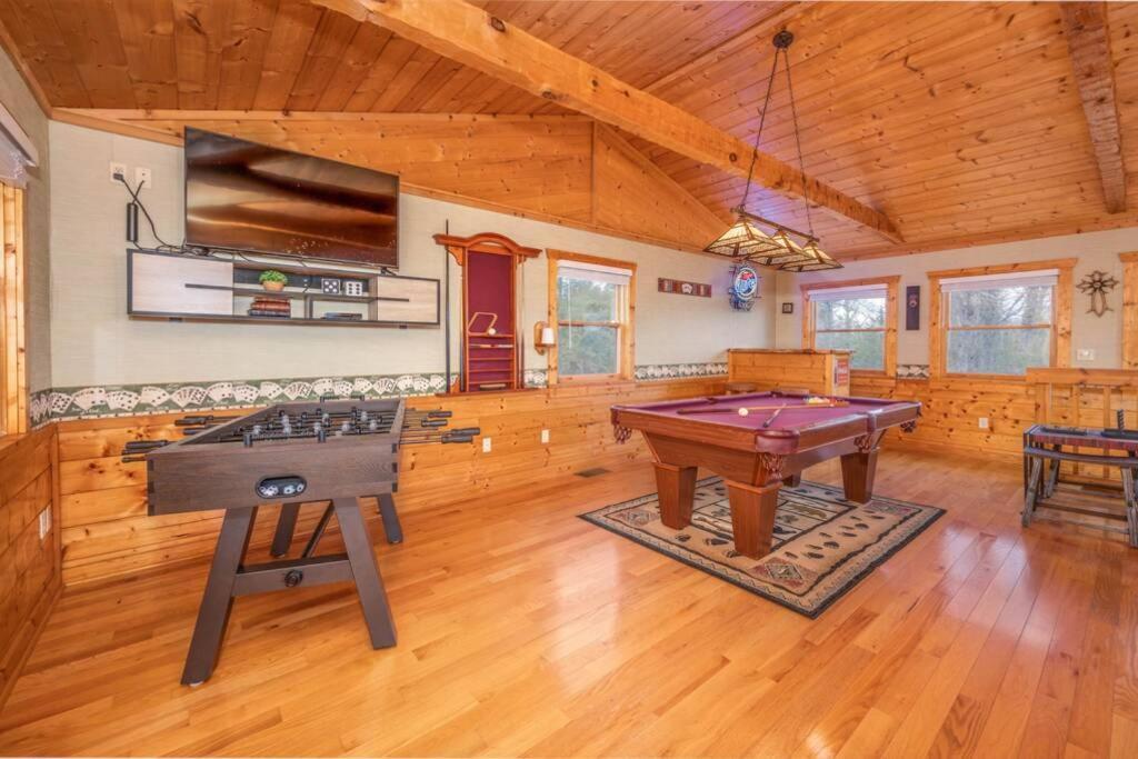 Over The Mountain - Smoky Mountain View Cabin Сивиървил Екстериор снимка