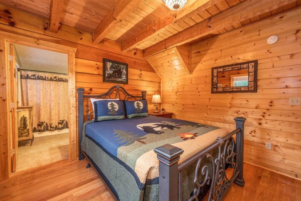 Over The Mountain - Smoky Mountain View Cabin Сивиървил Екстериор снимка