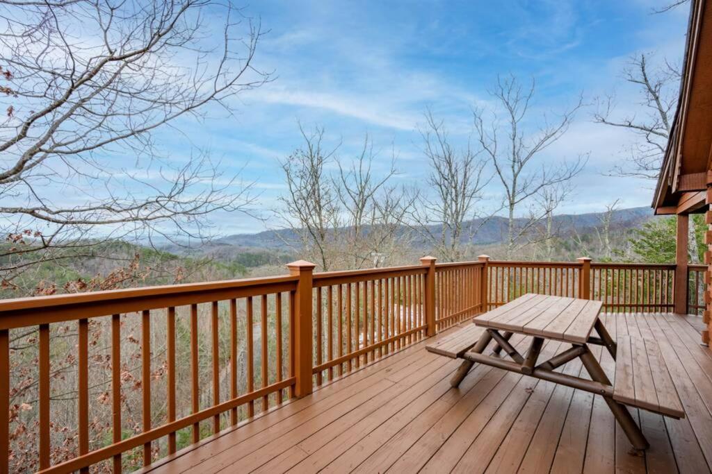 Over The Mountain - Smoky Mountain View Cabin Сивиървил Екстериор снимка