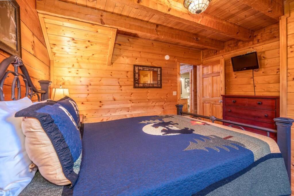 Over The Mountain - Smoky Mountain View Cabin Сивиървил Екстериор снимка